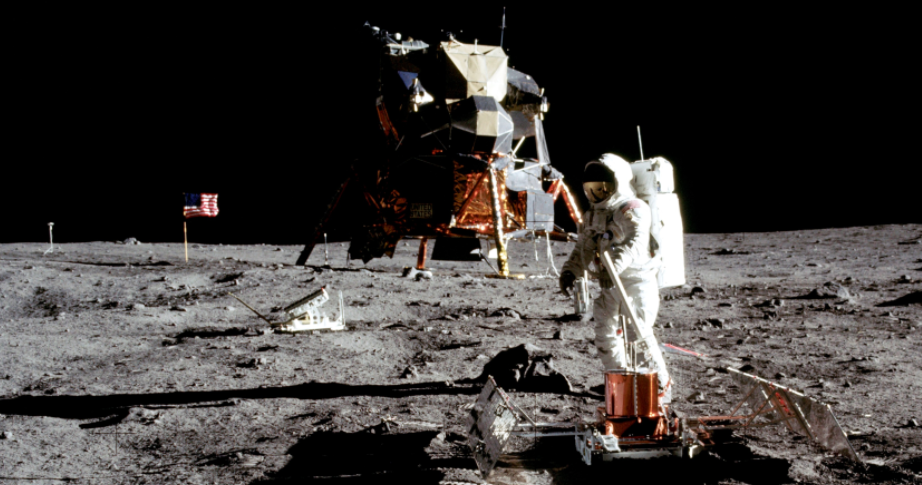 MOON LANDING CONSPIRACY DEBUNKED ~ Yugen Theory