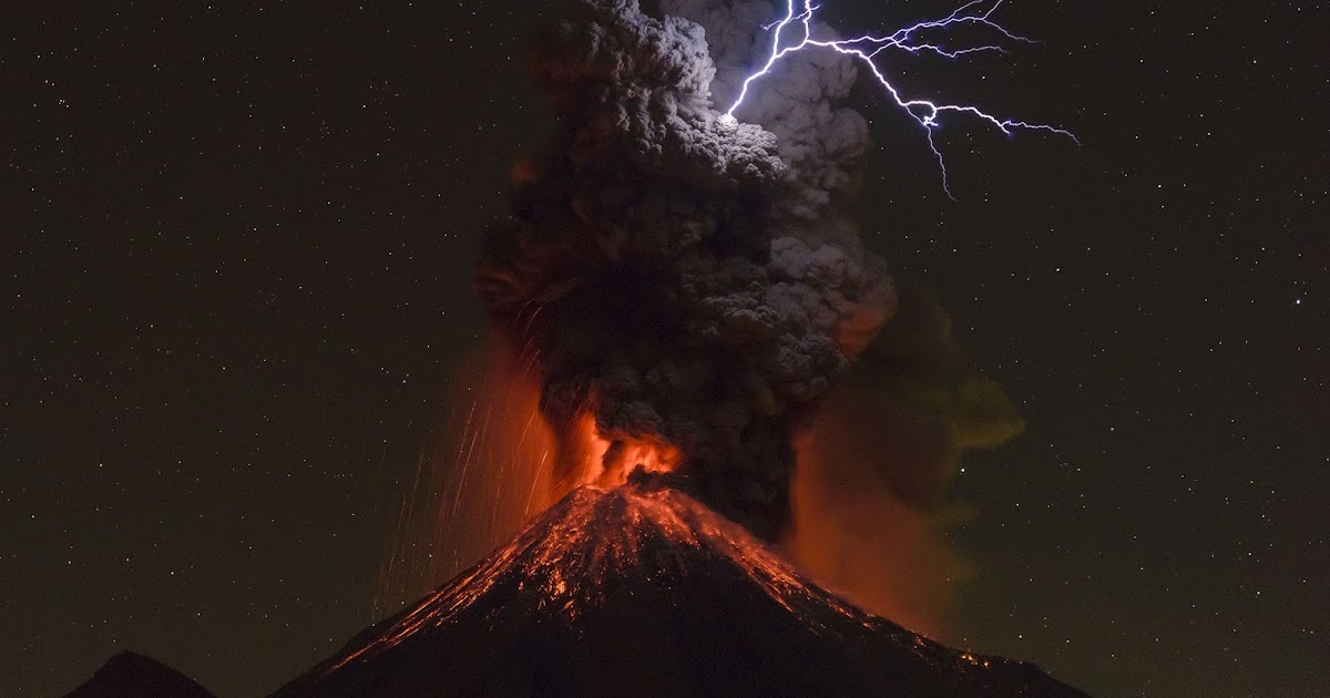 Volcán de Colima Eruption