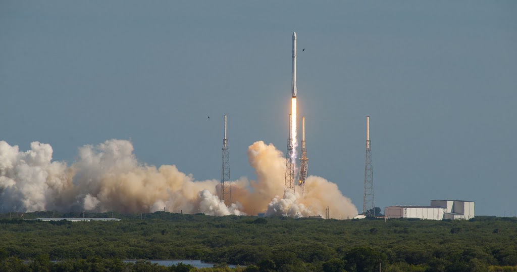 SpaceX Dragon Returns to Flight Bound for the International Space Station