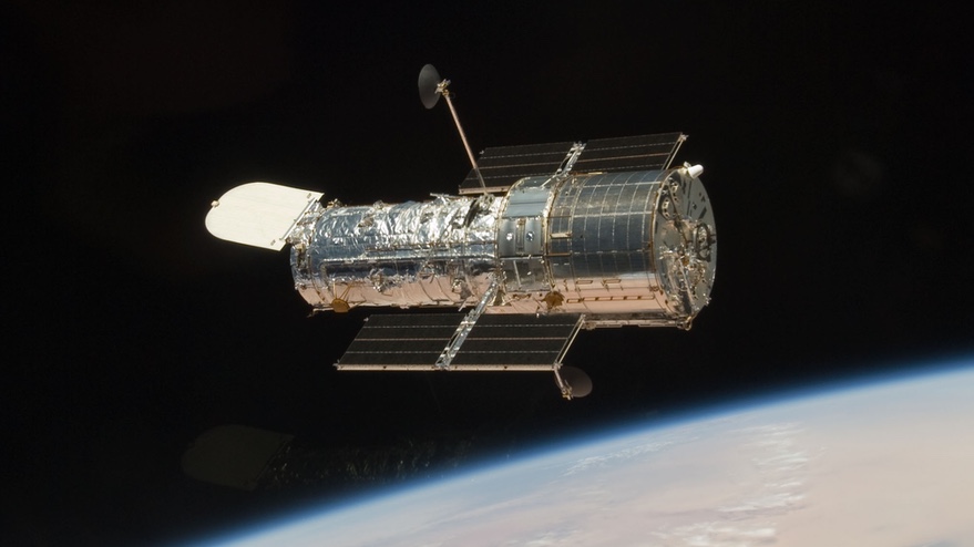 Hubble goes to single-gyro operating mode as NASA passes on private servicing mission